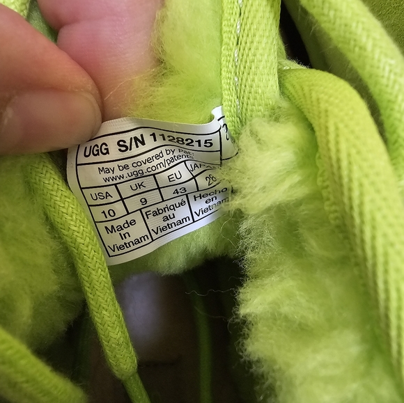 UGG Neumel Suede Chopd Chukka Boots  Key Lime & Black, US 10 - Picture 9 of 12